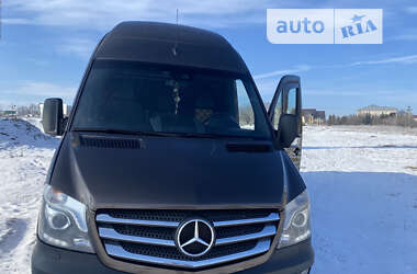 Характеристики Mercedes-Benz Sprinter Грузопассажирский фургон