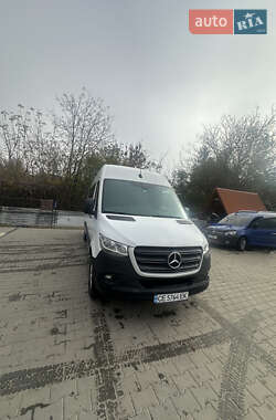 Характеристики Mercedes-Benz Sprinter Грузопассажирский фургон