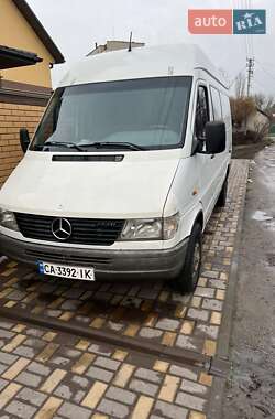 Характеристики Mercedes-Benz Sprinter Грузопассажирский фургон