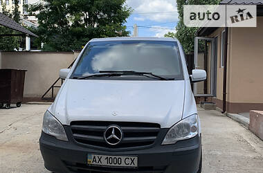 Характеристики Mercedes-Benz Vito Вантажопасажирський фургон