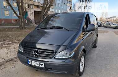 Характеристики Mercedes-Benz Vito Вантажопасажирський фургон