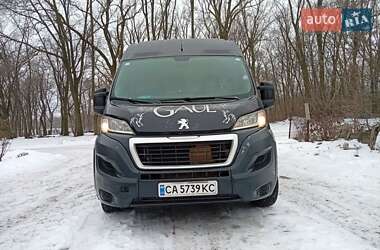 Характеристики Peugeot Boxer Вантажний фургон