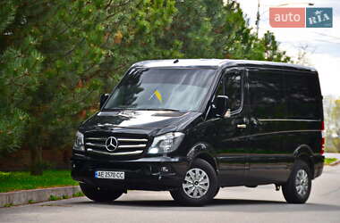 Характеристики Mercedes-Benz Sprinter Вантажний фургон