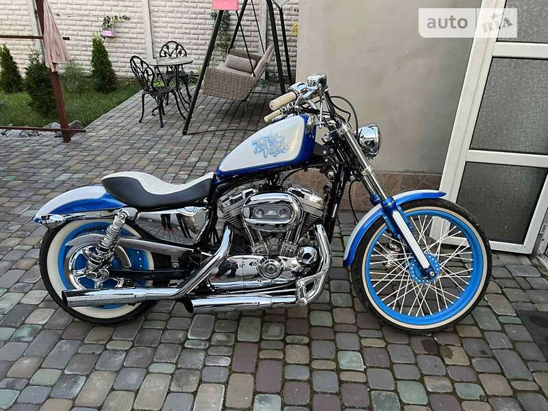 Мотоцикл Чоппер Harley-Davidson 1200C Sportster Custom