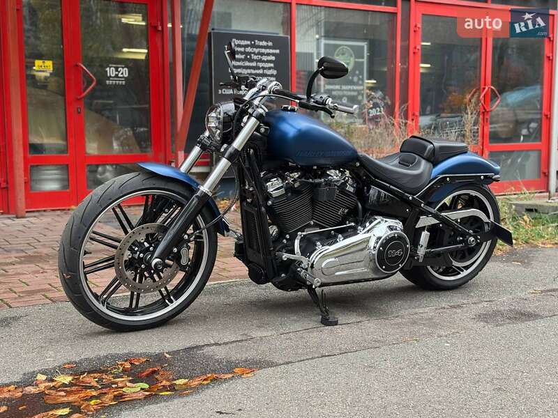 Harley-Davidson Breakout