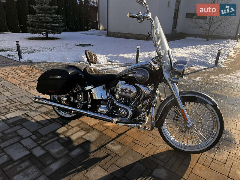 Мотоцикл Круізер Harley-Davidson CVO Softail