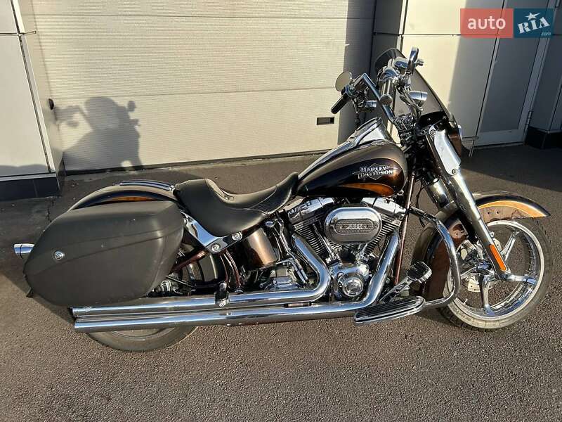 Мотоцикл Чоппер Harley-Davidson CVO Softail