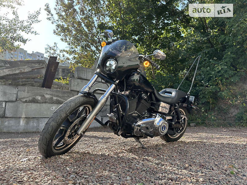 Мотоцикл Круизер Harley-Davidson Dyna