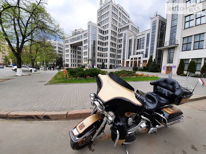 Мото Harley-Davidson Electra Glide