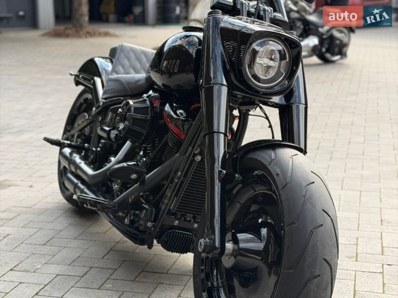 Мотоцикл Кастом Harley-Davidson Fat Boy