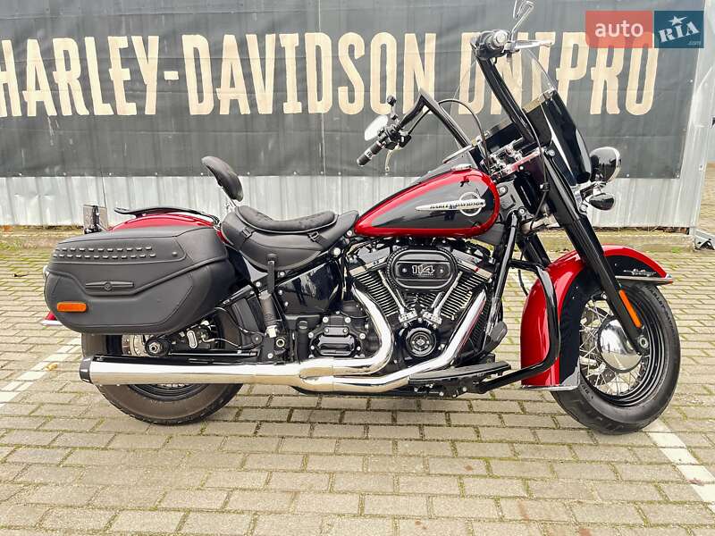 Мотоцикл Туризм Harley-Davidson FLHCS