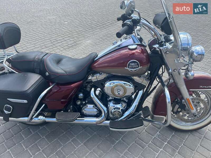 Мотоцикл Классік Harley-Davidson FLHR