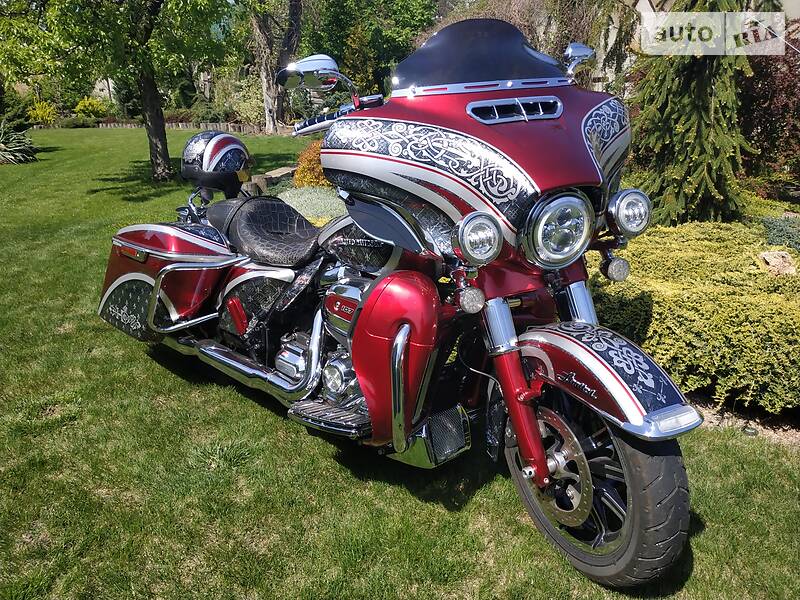 Harley-Davidson FLHTK Electra Glide Ultra Limited