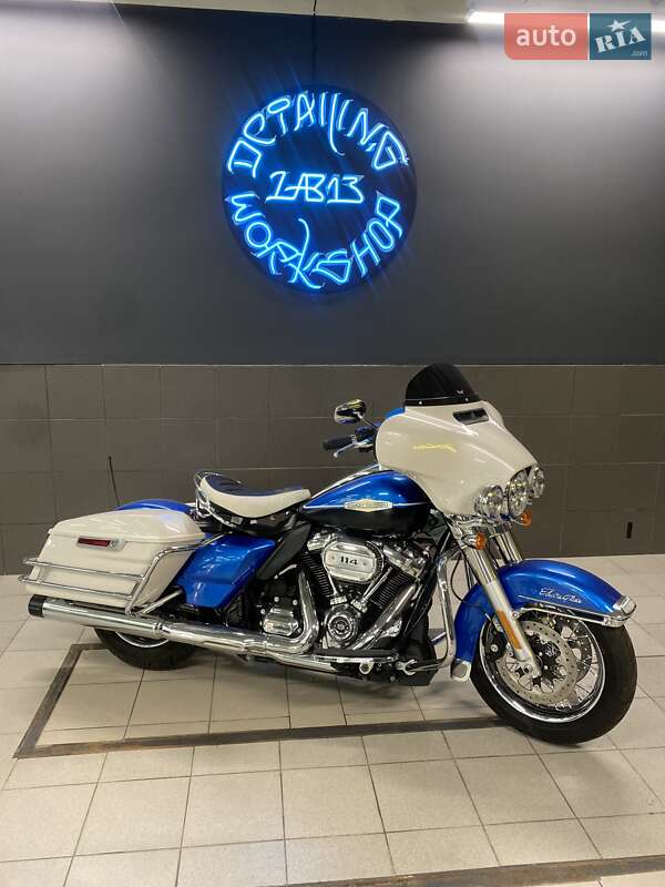 Harley-Davidson FLHTK Electra Glide Ultra Limited
