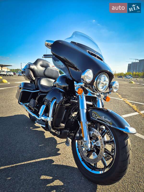 Harley-Davidson FLHTK