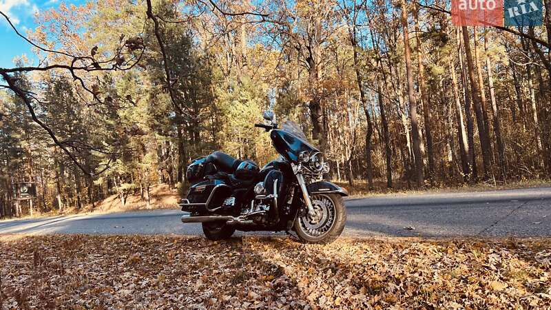 Мотоцикл Туризм Harley-Davidson FLHTK