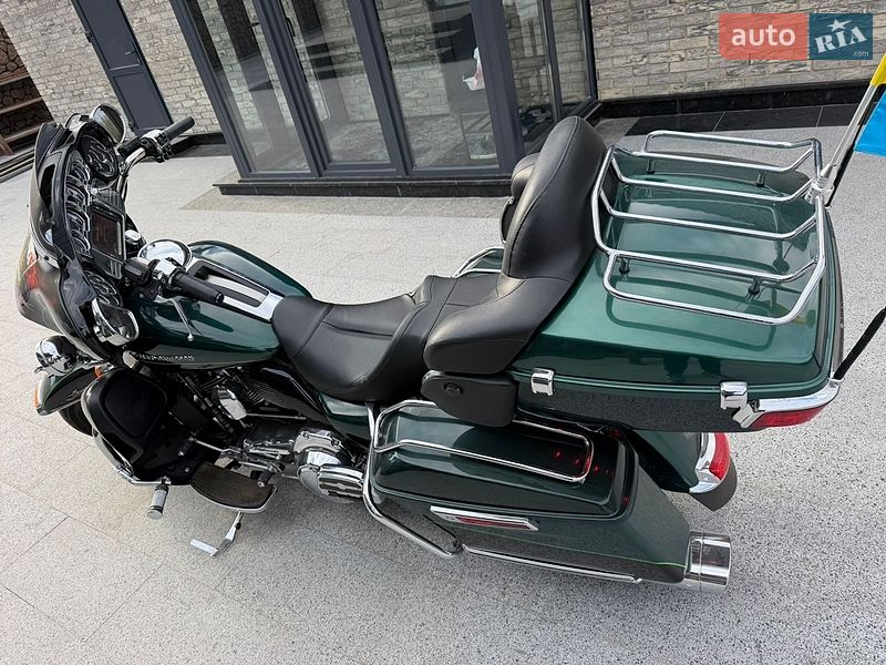 Мотоцикл Багатоцільовий (All-round) Harley-Davidson FLHTK