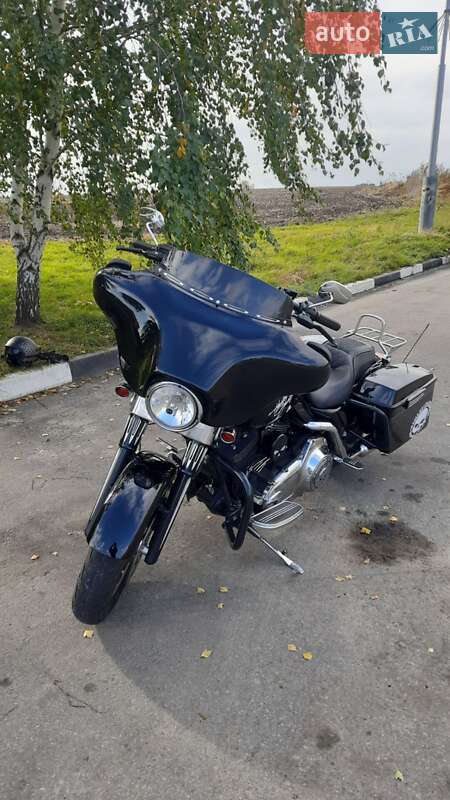 Harley-Davidson FLHX Street Glide