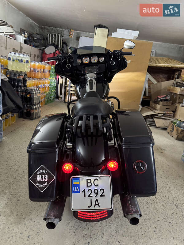 Мотоцикл Классік Harley-Davidson FLHX Street Glide