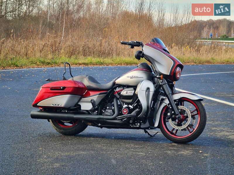 Harley-Davidson FLHX