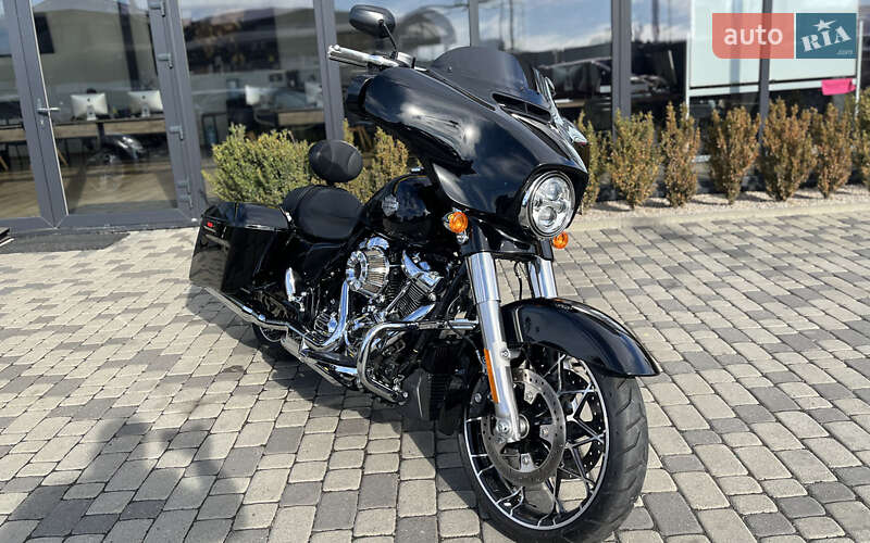 Мотоцикл Туризм Harley-Davidson FLHXS