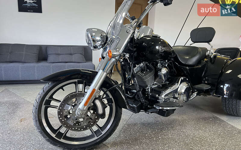 Трайк Harley-Davidson FLRT 2015 в Коломиї фото 5 Трайк Harley-Davidson FLRT 2015 в Коломиї