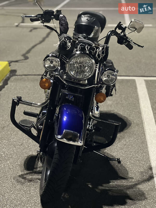 Мотоцикл Круизер Harley-Davidson FLSTC