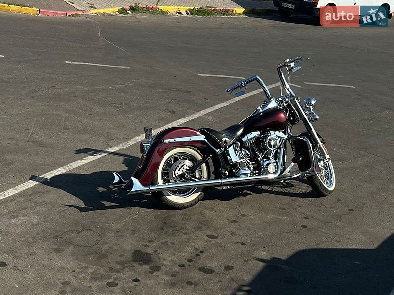 Мотоцикл Круізер Harley-Davidson FLSTC