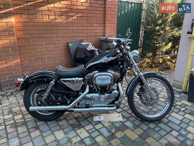 Harley-Davidson FLSTS