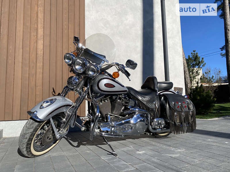 Мотоцикл Классик Harley-Davidson FLSTS