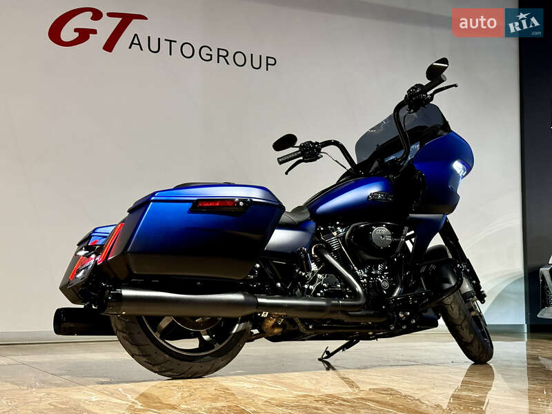 Harley-Davidson FLTRX Road Glide