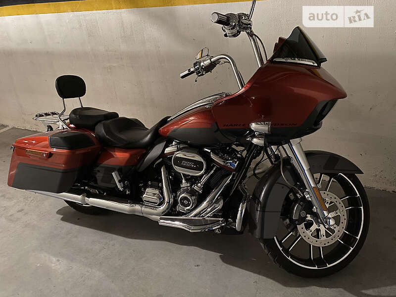 Мотоцикл Многоцелевой (All-round) Harley-Davidson FLTRXSE