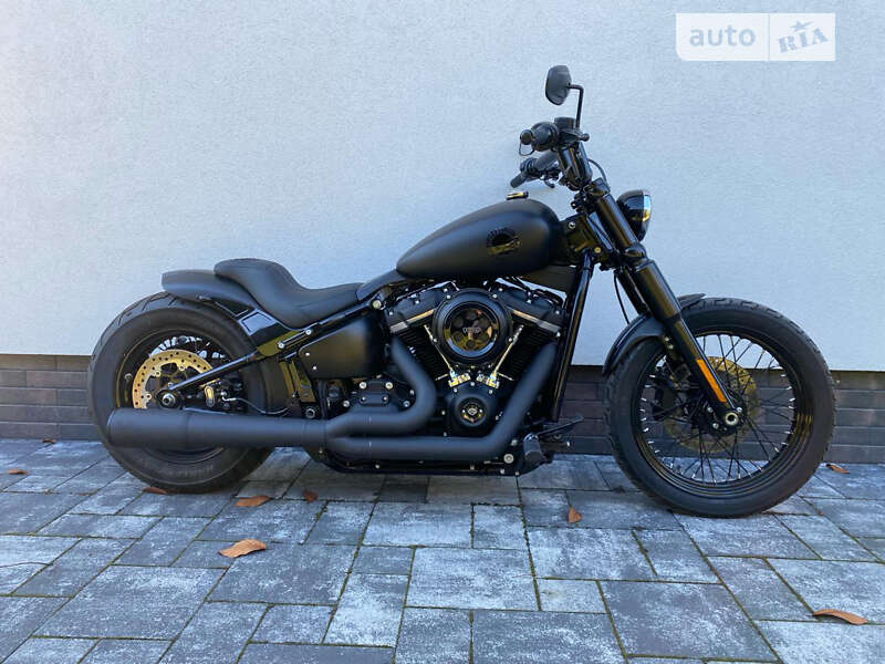 Мотоцикл Круізер Harley-Davidson FXBB