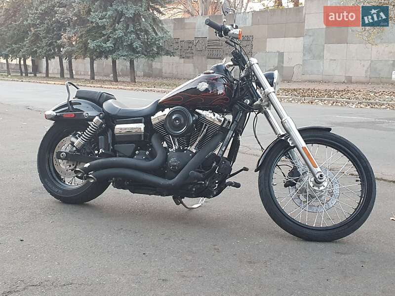 Мотоцикл Чоппер Harley-Davidson FXDWG