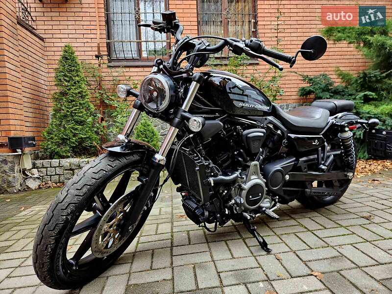 Мото Harley-Davidson Nightster
