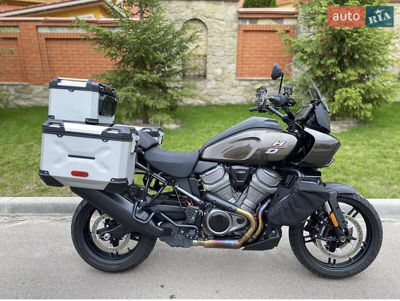 Мотоцикл Туризм Harley-Davidson Pan America 1250