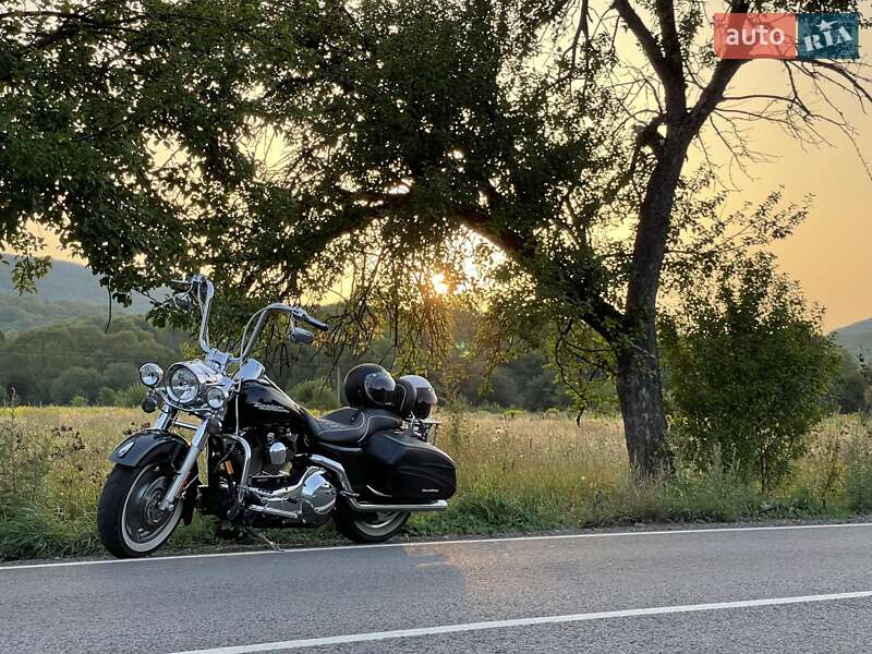 Мотоцикл Чоппер Harley-Davidson Road King