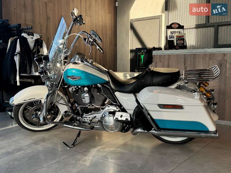 Мотоцикл Круизер Harley-Davidson Road King