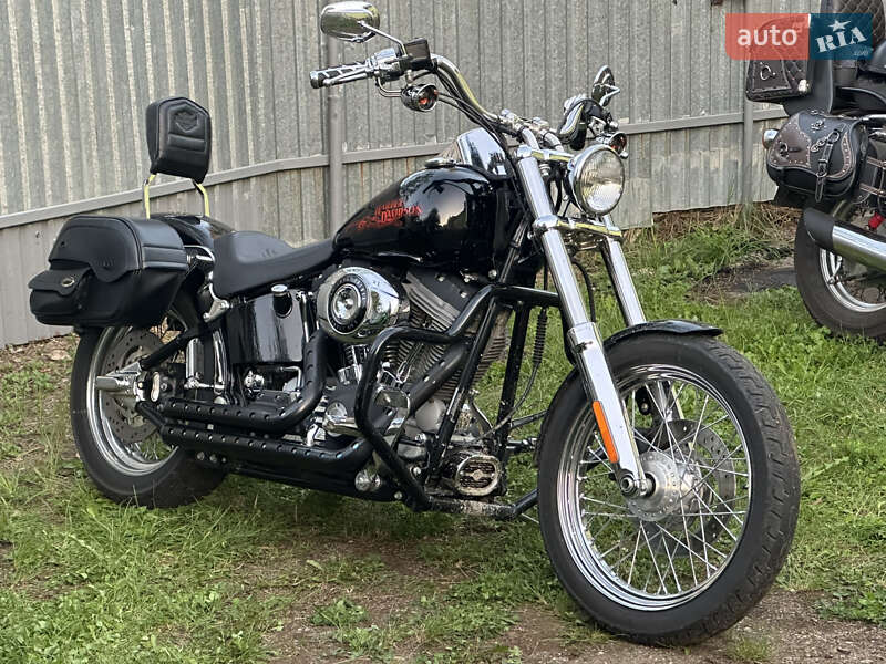 Мотоцикл Кастом Harley-Davidson Softail Deluxe