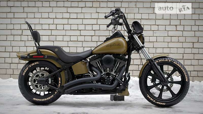 Мотоцикл Чоппер Harley-Davidson Softail Standard