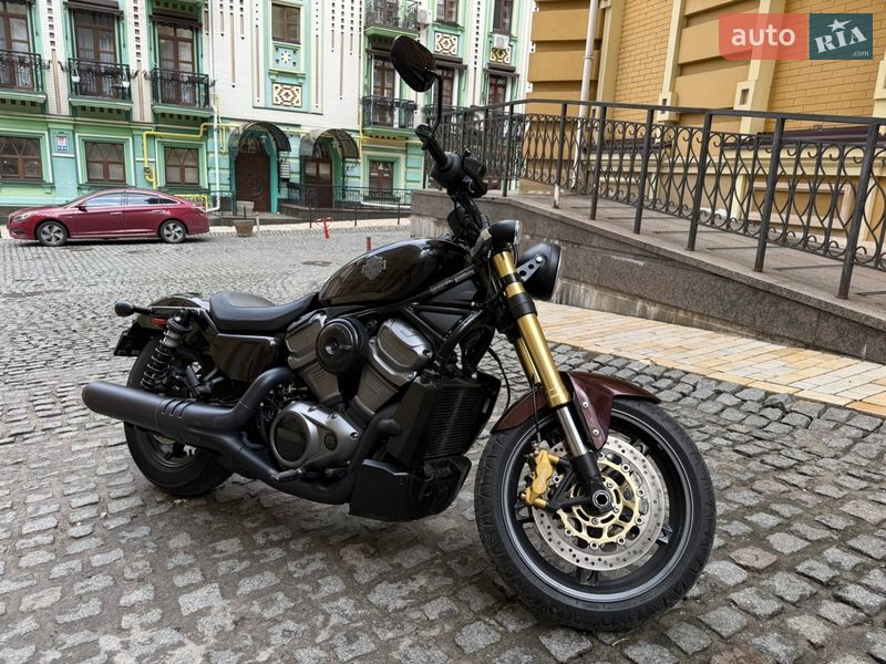 Мотоцикл Классік Harley-Davidson Sportster