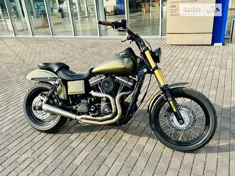 Мотоцикл Без обтекателей (Naked bike) Harley-Davidson Street Bob