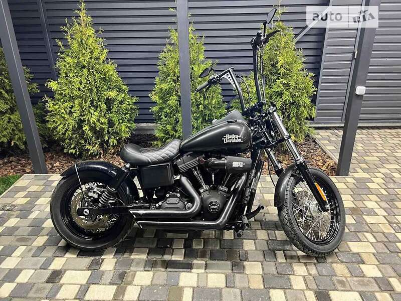 Боббер Harley-Davidson Street Bob