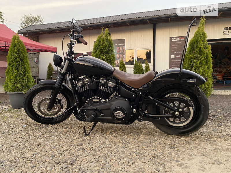 Мотоцикл Классик Harley-Davidson Street Bob