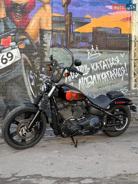 Мотоцикл Круизер Harley-Davidson Street Bob