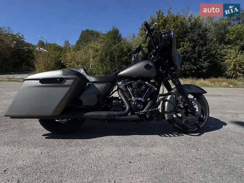 Harley-Davidson Street Glide