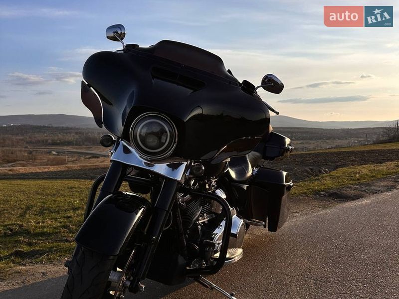 Harley-Davidson Street Glide