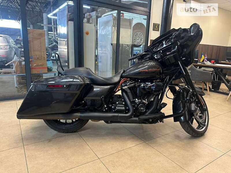 Мотоцикл Круизер Harley-Davidson Touring