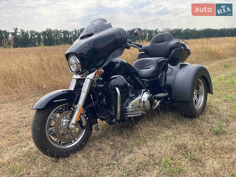 Мото Harley-Davidson Tri Glide