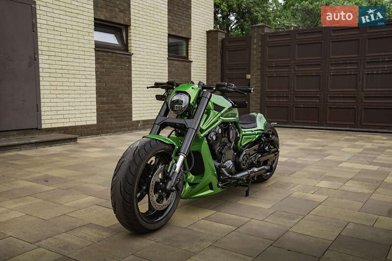 Мотоцикл Кастом Harley-Davidson V-Rod